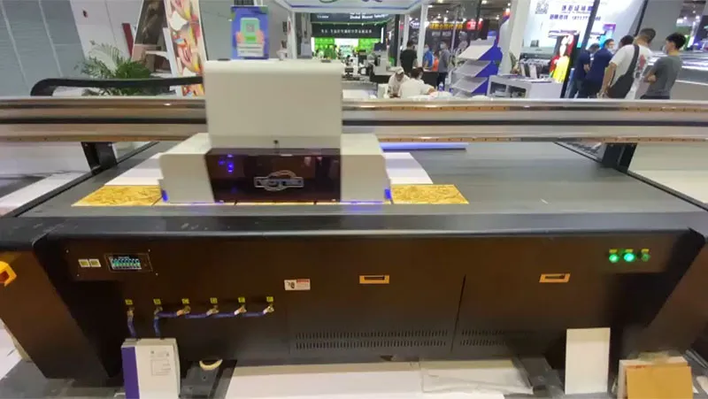 Impresora UV de cama plana YD-P20R5