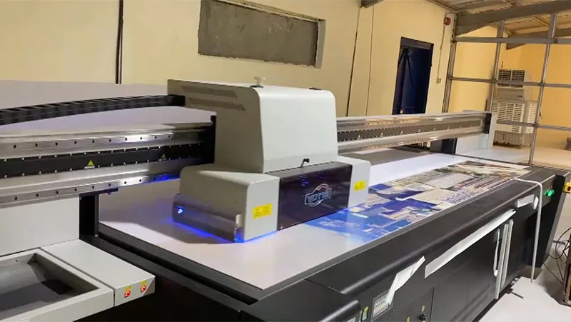 Impresora UV de cama plana de gran formato,  YD-P30R6